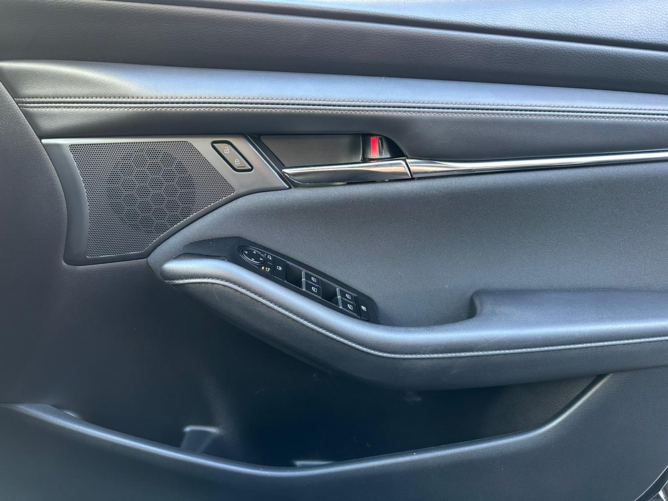 2020 Mazda Mazda3 - image 28