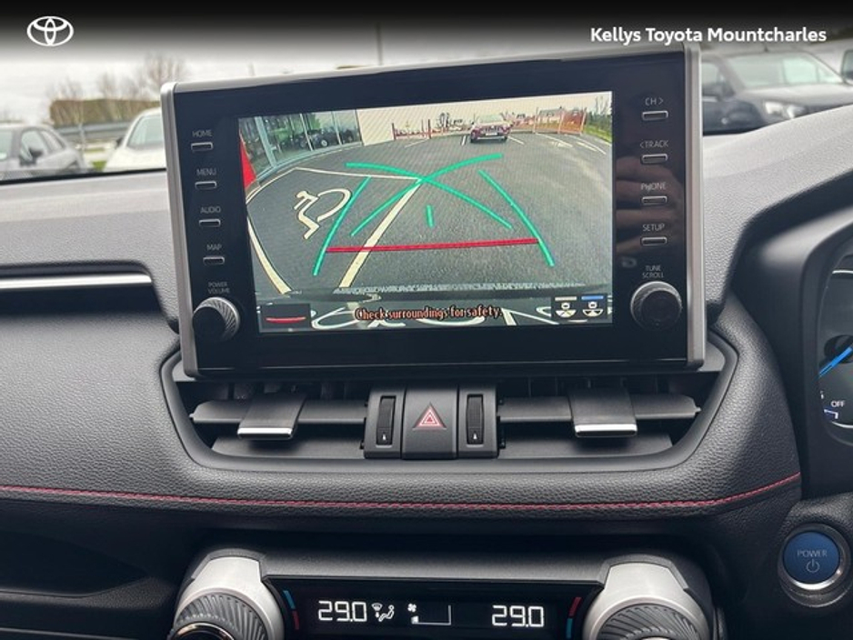 2022 Toyota Rav4 - image 6