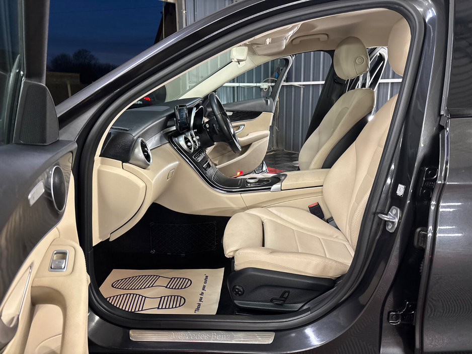 2020 Mercedes-Benz C Class - image 16