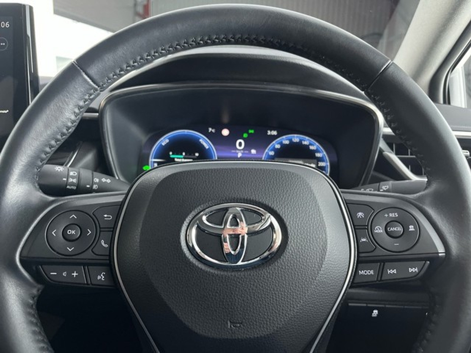 2024 Toyota Corolla LUNA SALOON AUTO Hybrid €29,950