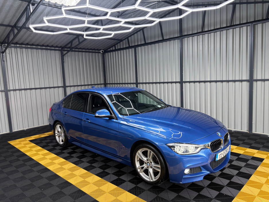 2017 BMW 3 Series - image 12