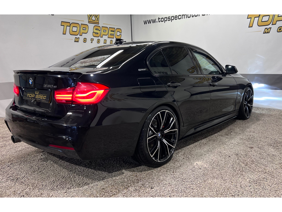2018 BMW 3 Series - image 20