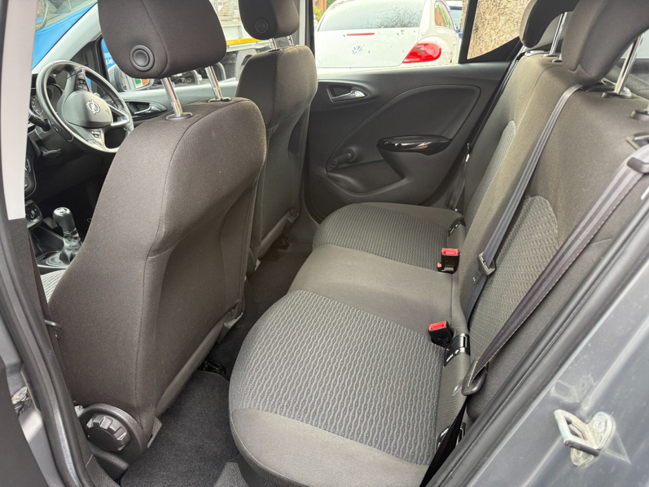 2017 Opel Corsa - image 11