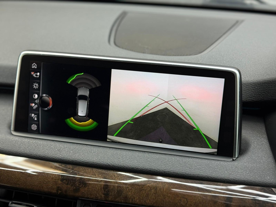 2017 BMW X5 - image 12