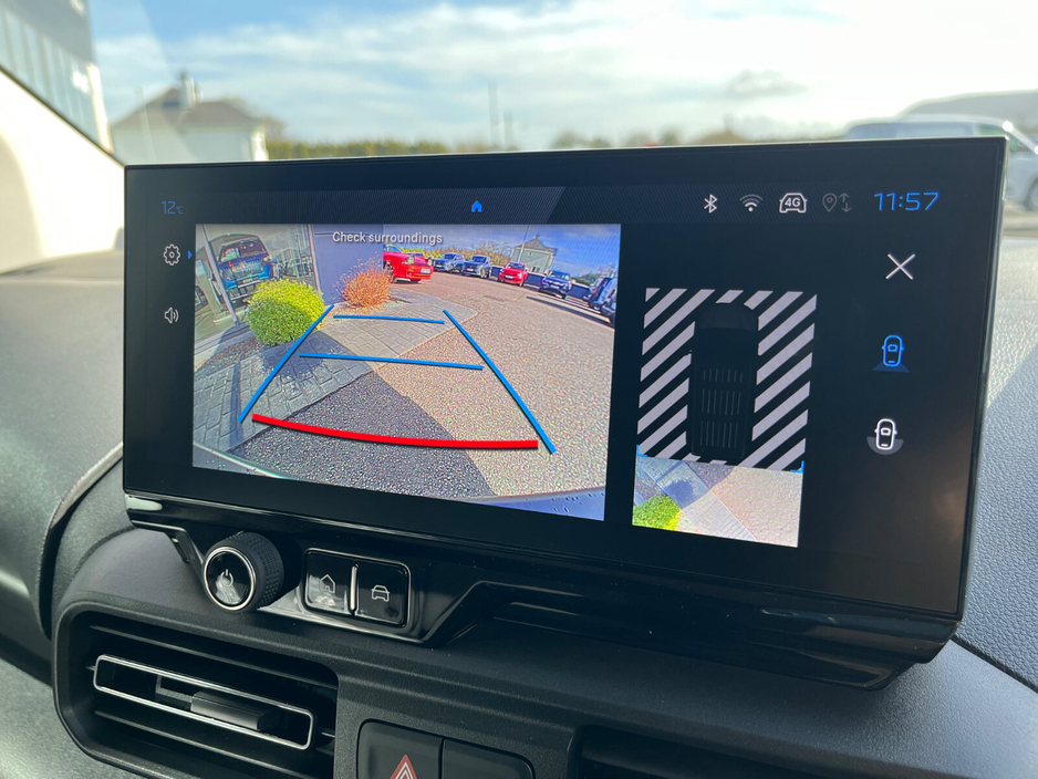 2026 Peugeot Partner - image 11