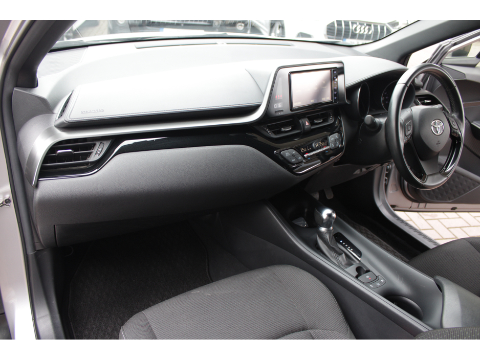 2018 Toyota C-HR - image 20