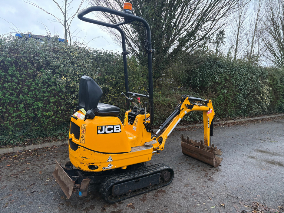 2022 JCB 804 JCB 8008 micro digger €13,000