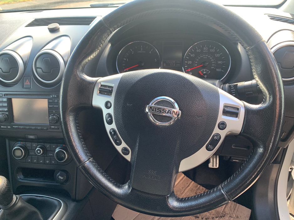 2012 Nissan Qashqai - image 10