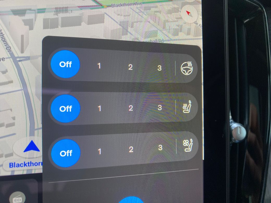 2025 Volvo XC90 - image 24