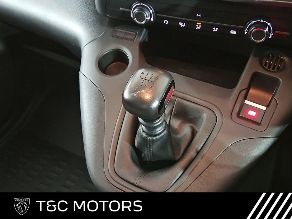 2024 Peugeot Partner - image 8