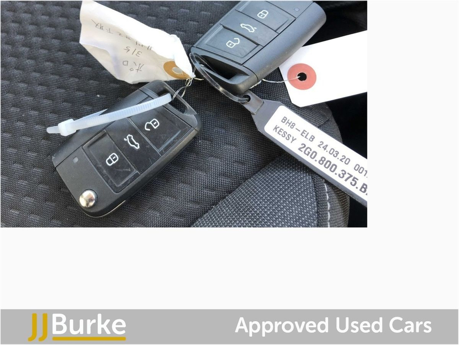 2020 Volkswagen Polo - image 15