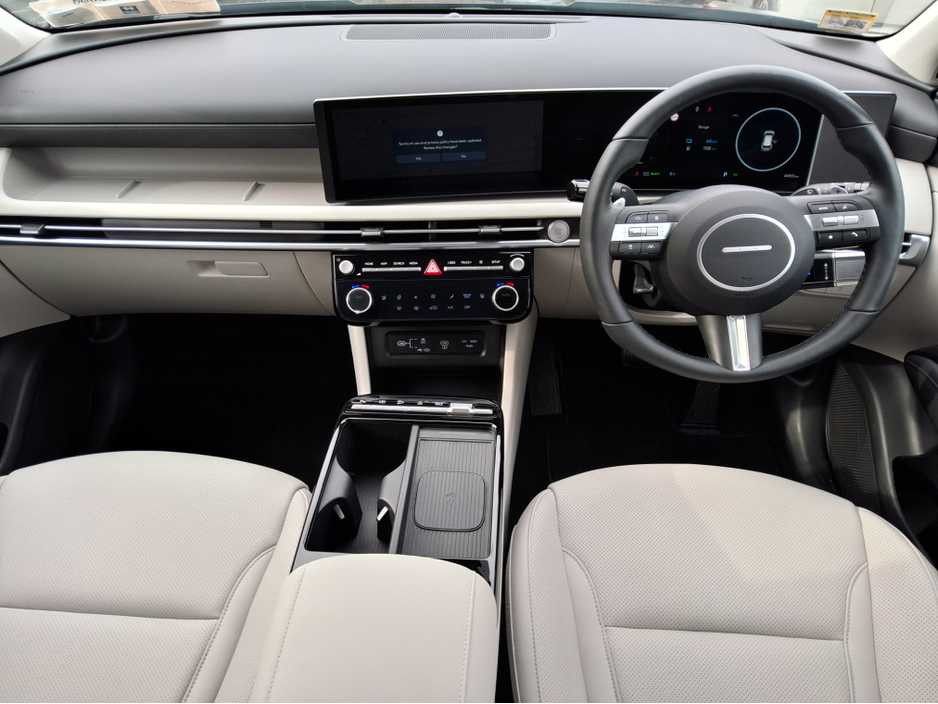 2025 Hyundai Tucson PLATINUM PHEV  - Only 4,000 Km - Top Spec - Side Steps - €46,950