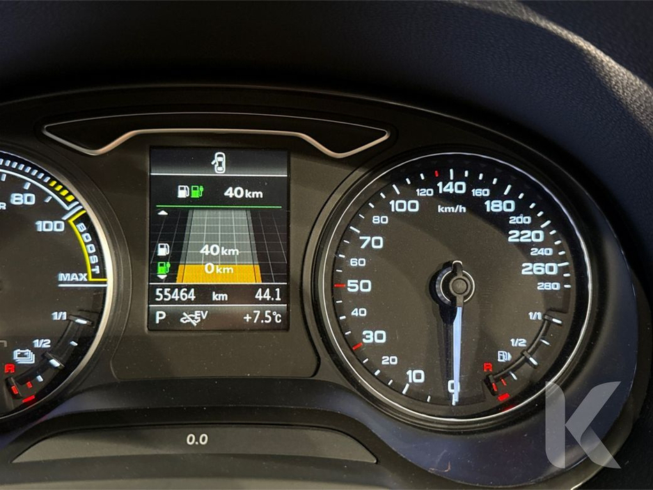 2017 Audi A3 E-TRON 1.4L TFSI HYBRID AUTOMATIC - ELECTRIC SEATS - CRUISE CONTROL - REVERSE CAMERA - PARKING SENSORS €18,950