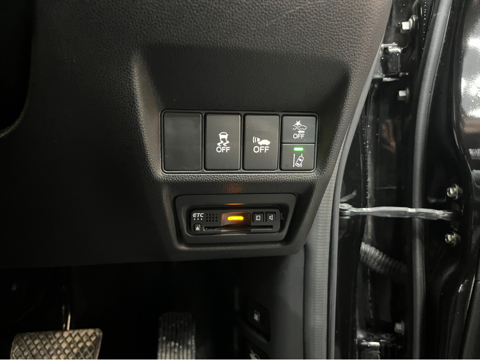 2018 Honda Stepwagon €24950 2018 HONDA STEPWAGON SPADA G HYBRID SENSING 7 SEATS 2.0 AUTOMATIC / CRUISE CONTROL / REVERSE CAMERA / ELECTRIC DOORS €24,950