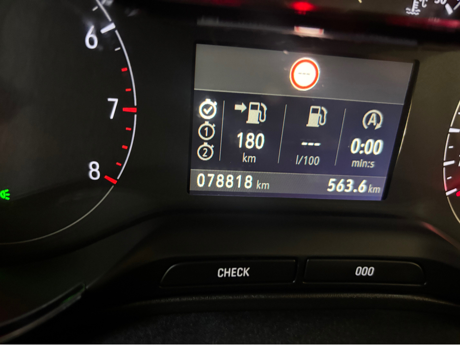 2018 Opel Grandland X - image 15