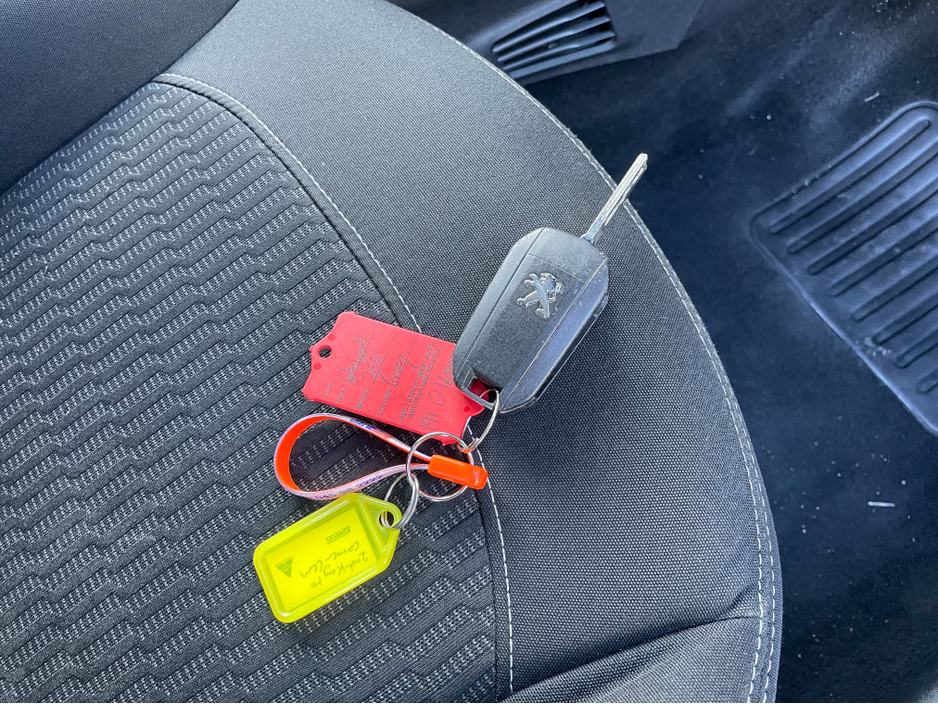 2019 Peugeot 208 - image 20