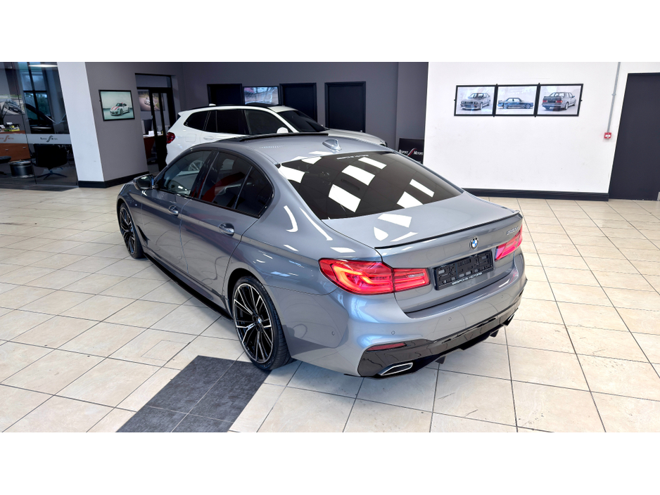 2019 BMW 5 Series - image 25