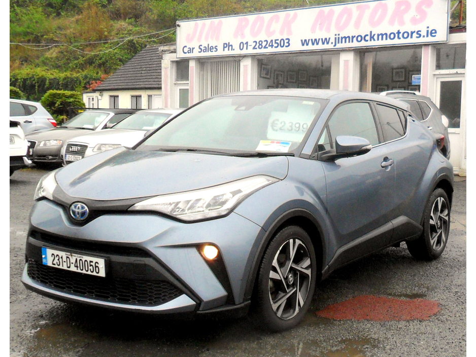 2023 Toyota C-HR - image 3