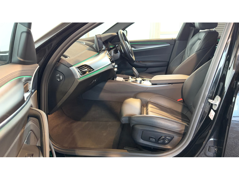 2020 BMW 5 Series M SPORT MHEV AUTO 520 D €32,800