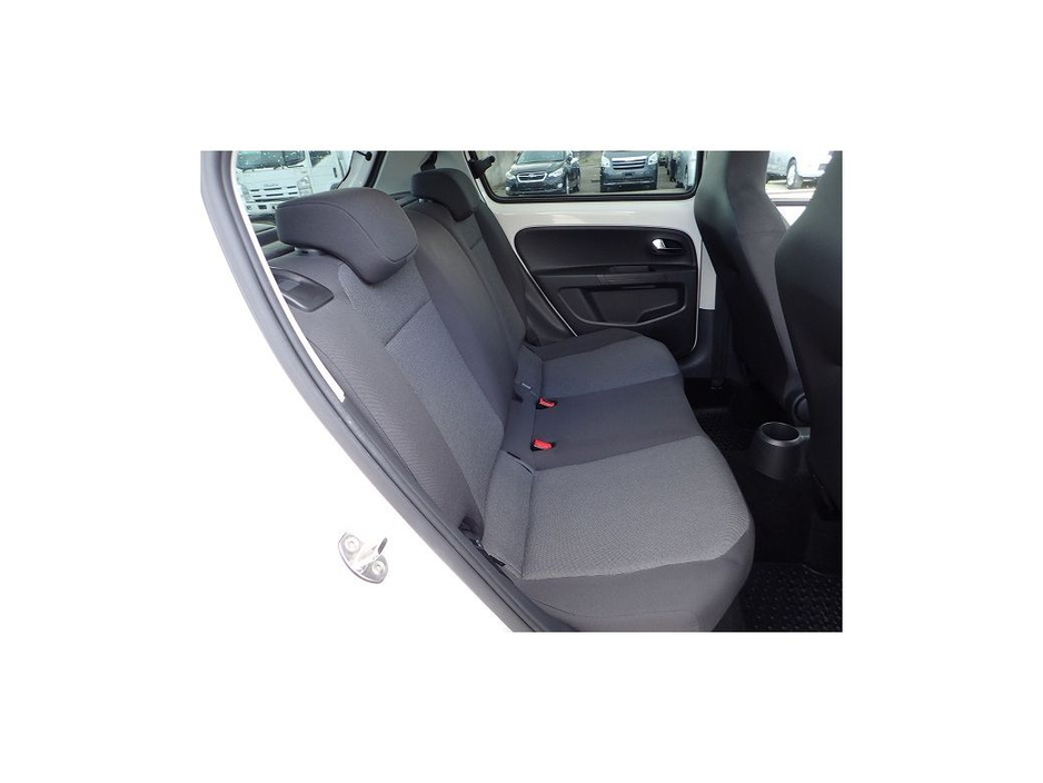 2016 Volkswagen up! Move Up 1.0 5DR Automatic €9,950