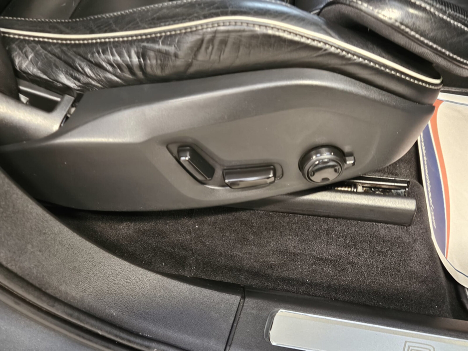 2018 Volvo XC90 - image 9