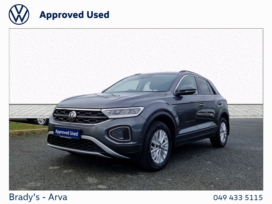 2023 Volkswagen T-Roc - image 13