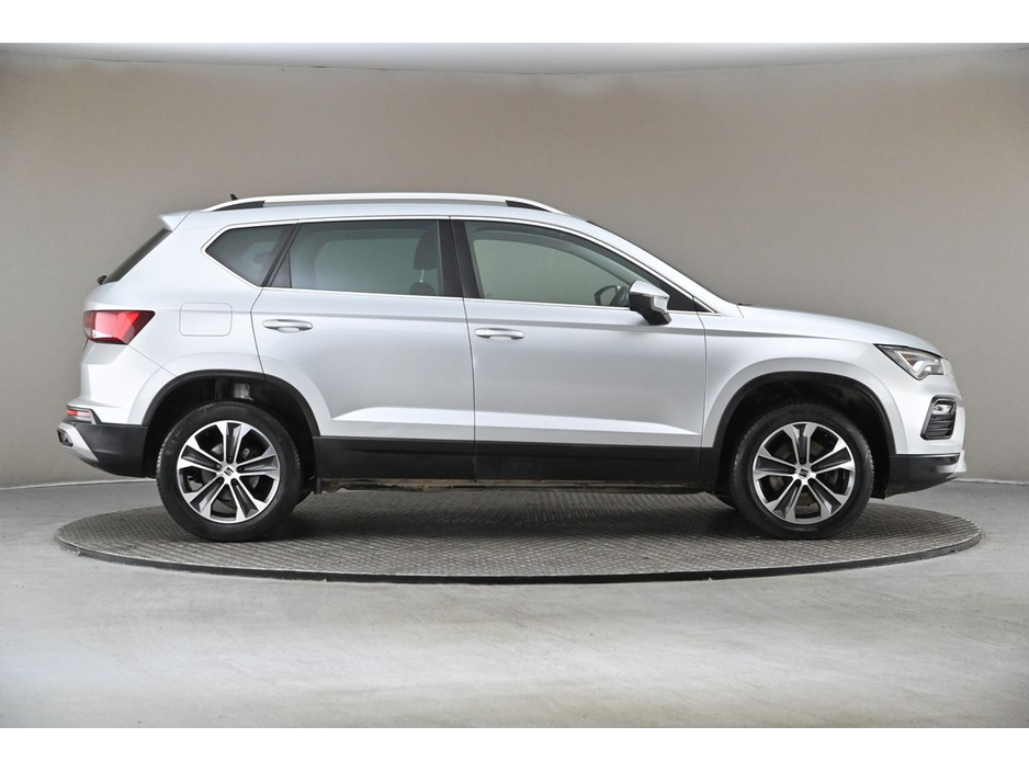 2023 SEAT Ateca - image 11