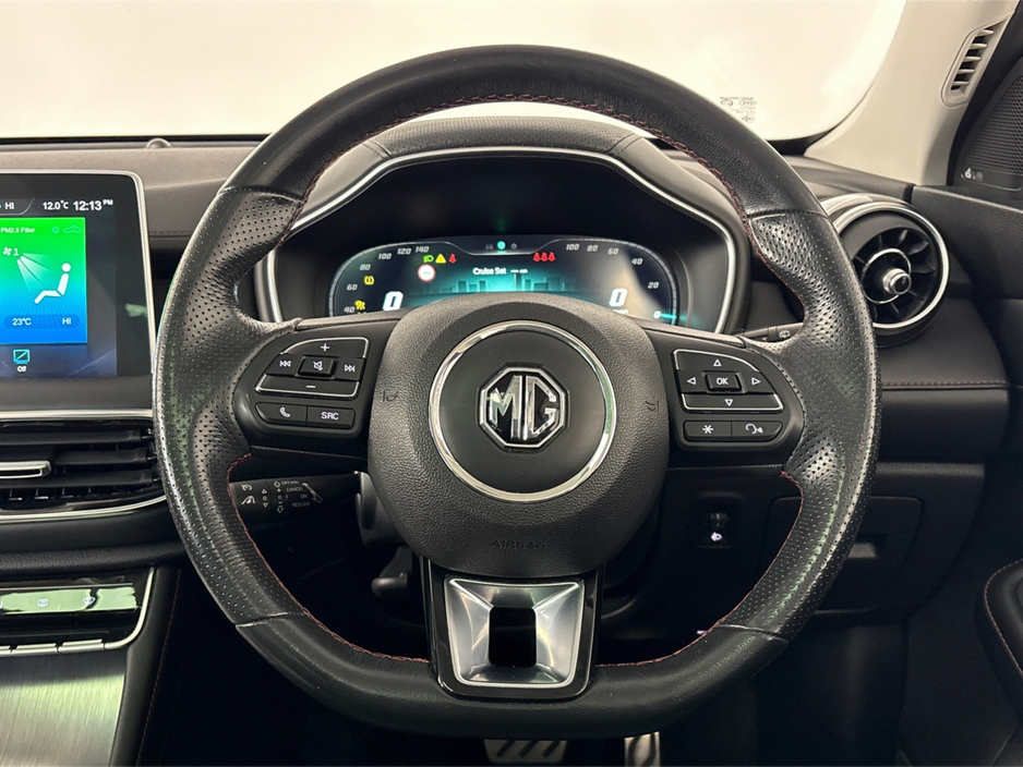 2022 MG HS - image 26