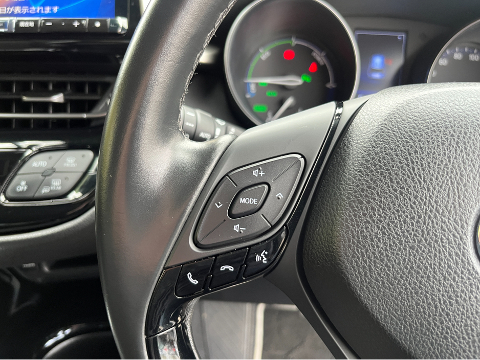 2019 Toyota C-HR - image 19