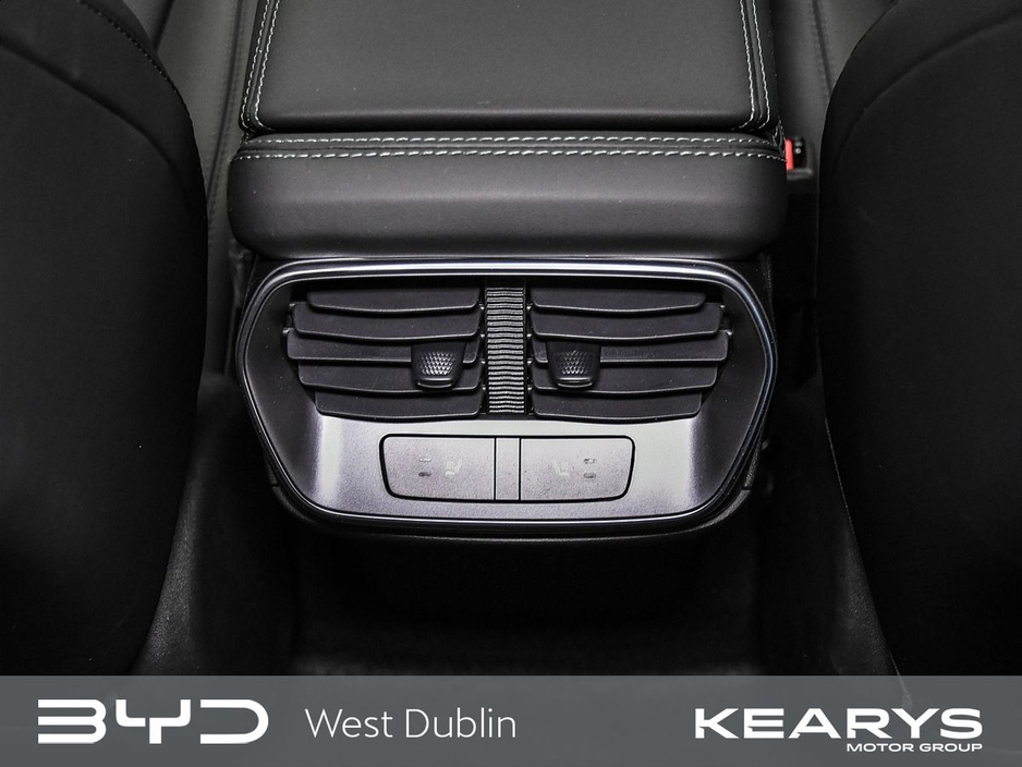 2026 BYD Sealion 7 - image 19