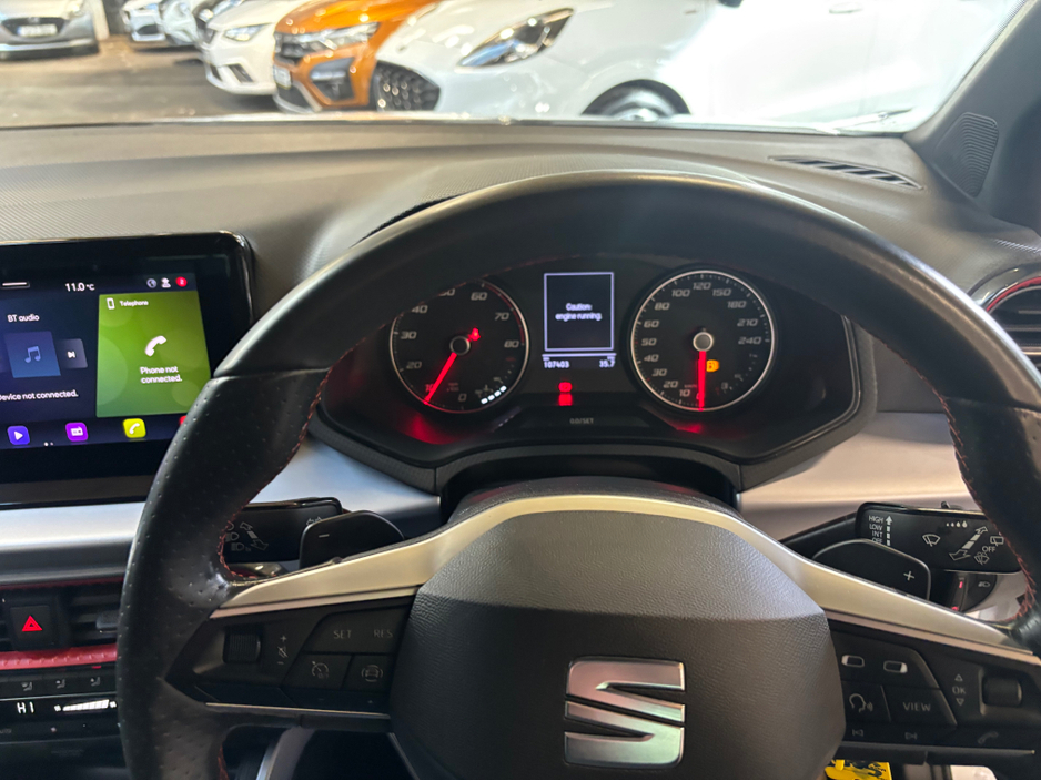 2023 SEAT Arona - image 13