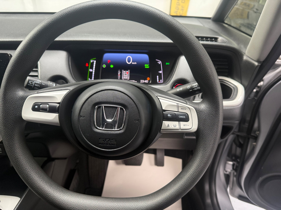 2020 Honda Jazz - image 9