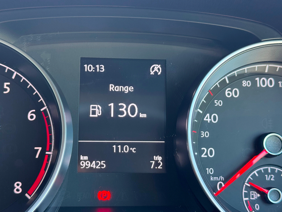 2014 Volkswagen Golf - image 10