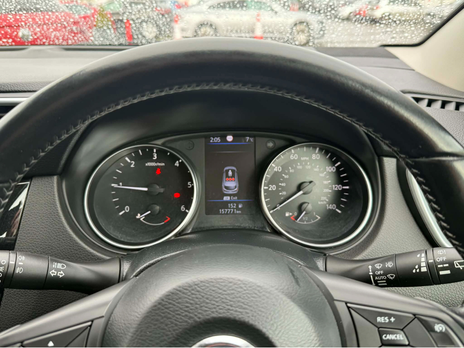 2020 Nissan Qashqai - image 15