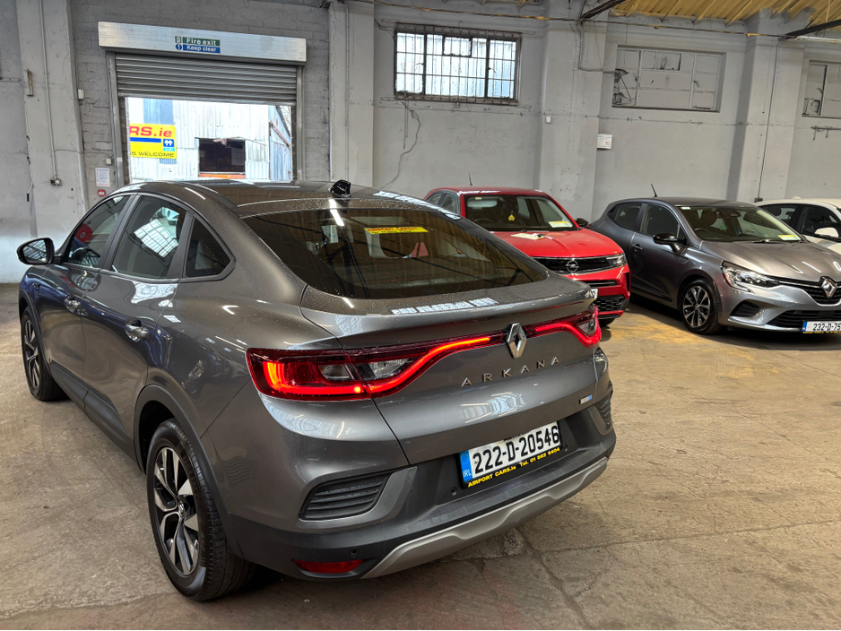 2022 Renault Arkana E-TECH ICONIC HYBRID 14 145 AUTO €19,999