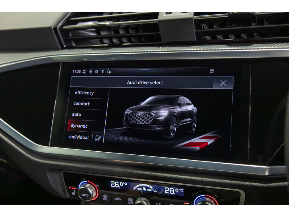 2025 Audi Q3 - image 20