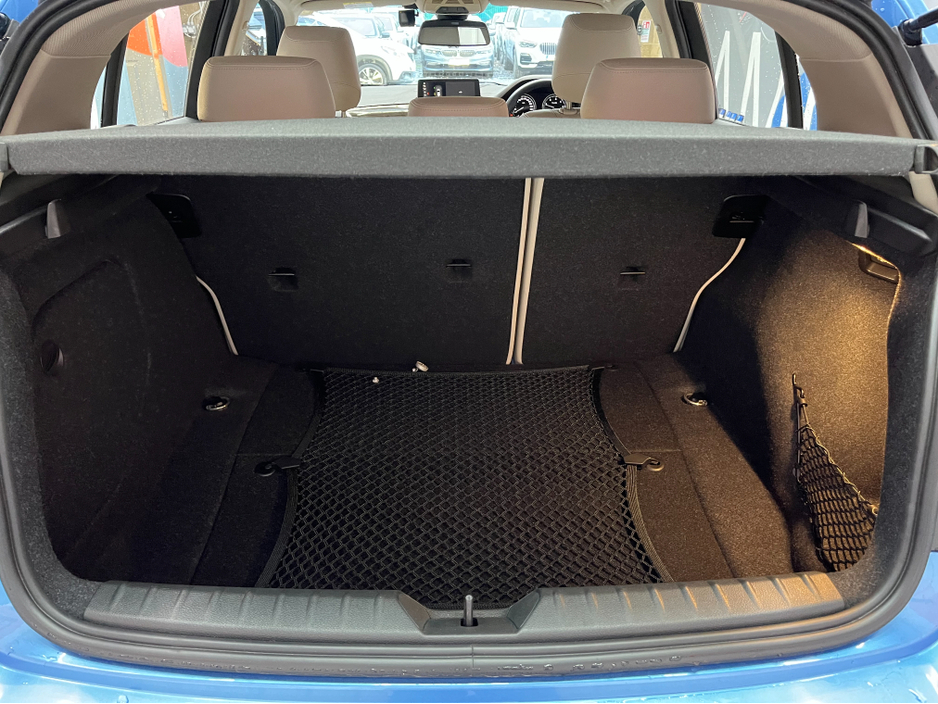 2019 BMW 1 Series €19950 2019 BMW 118D FASHIONISTA 2.0 AUTOMATIC / CRUISE CONTROL / REVERSE CAMERA / ELECTRIC MEMORY & HEATED SEATS €19,950