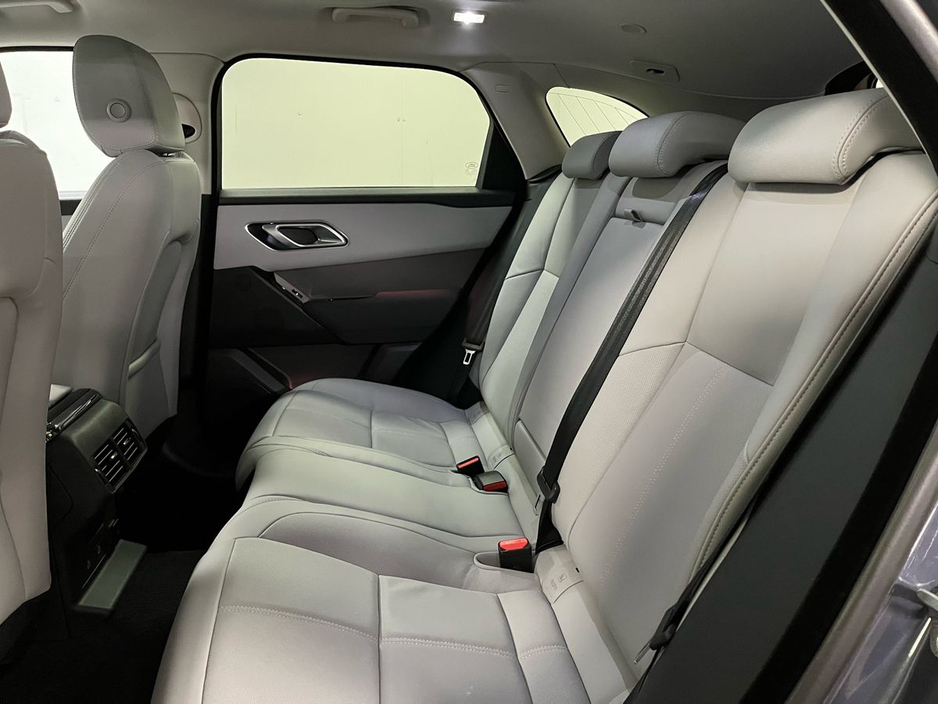 2024 Land Rover Range Rover Velar - image 8
