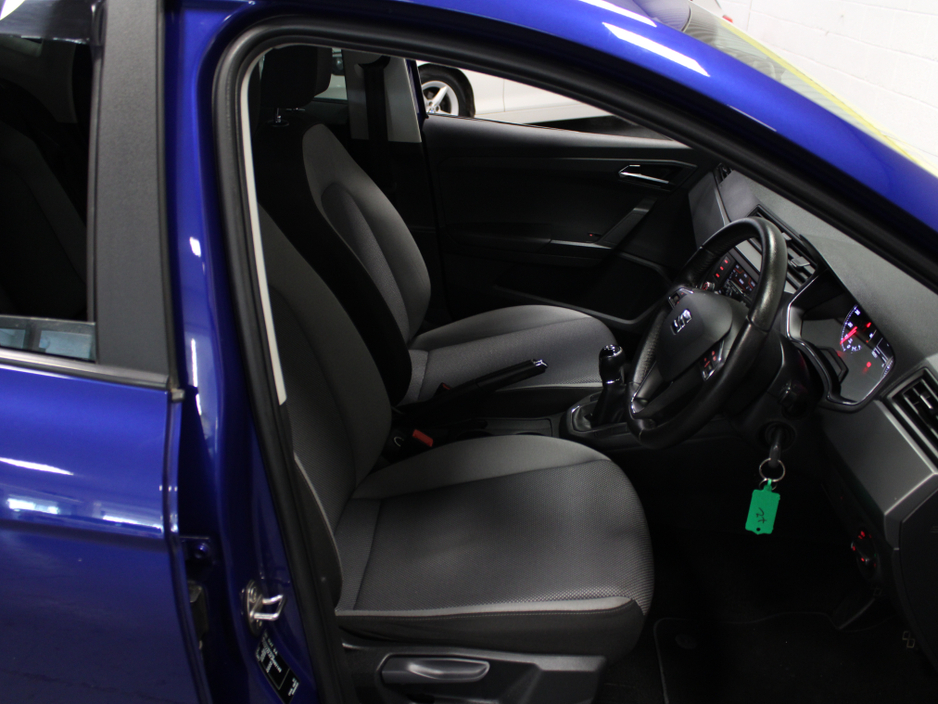 2018 SEAT Ibiza - image 24