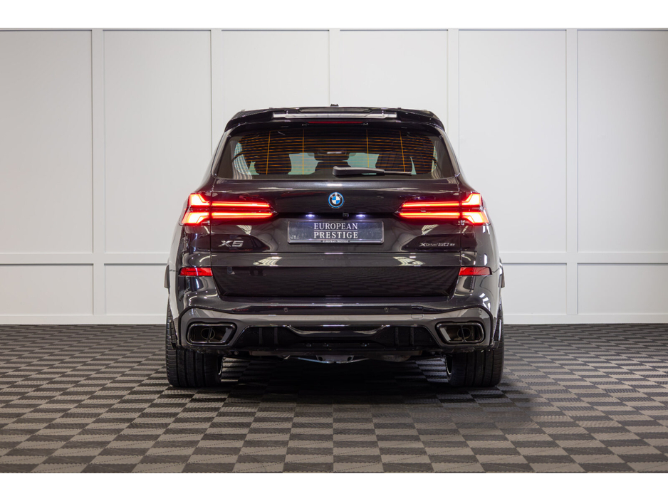 2025 BMW X5 - image 5