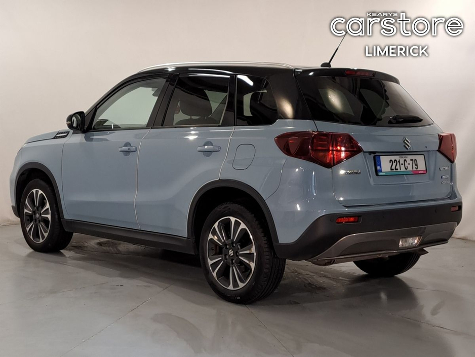 2022 Suzuki Vitara - image 5
