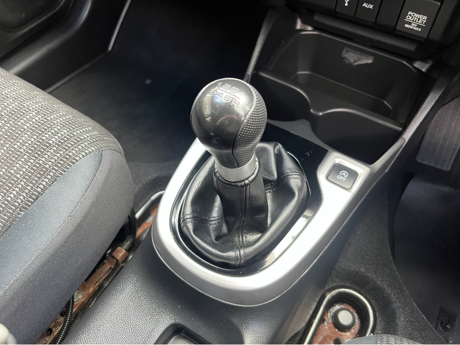 2017 Honda Jazz - image 16