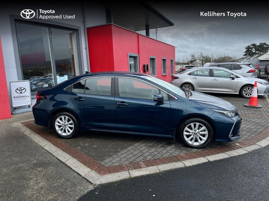 2023 Toyota Corolla - image 3