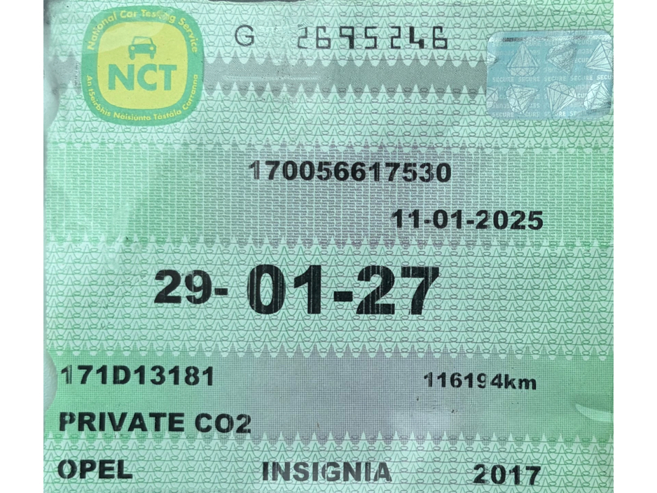 2017 Opel Insignia - image 10