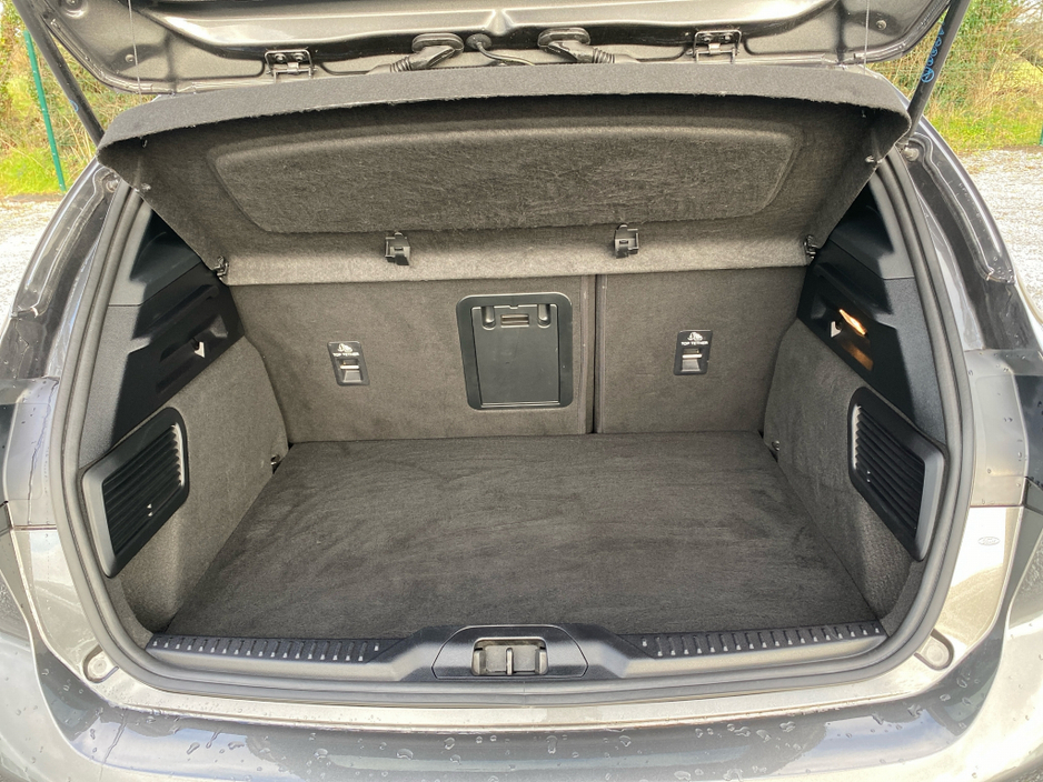 2023 Ford Focus ST-Line X 1.0 MHEV 125BHP... Full leather