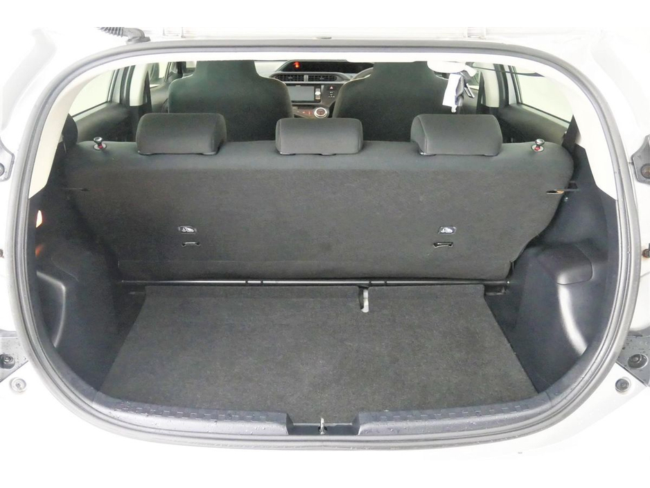 2016 Toyota Aqua 1.5 VVT-i HYBRID *BI-TONE INTERIOR*ANDROID CAR PLAYER* €9,890