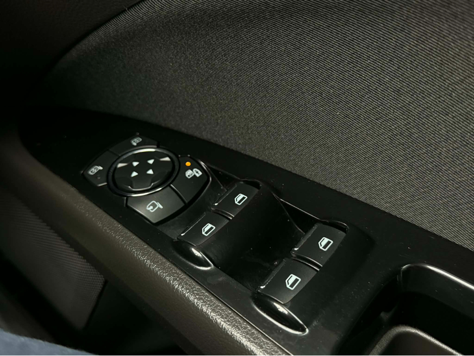 2018 Ford Mondeo - image 10