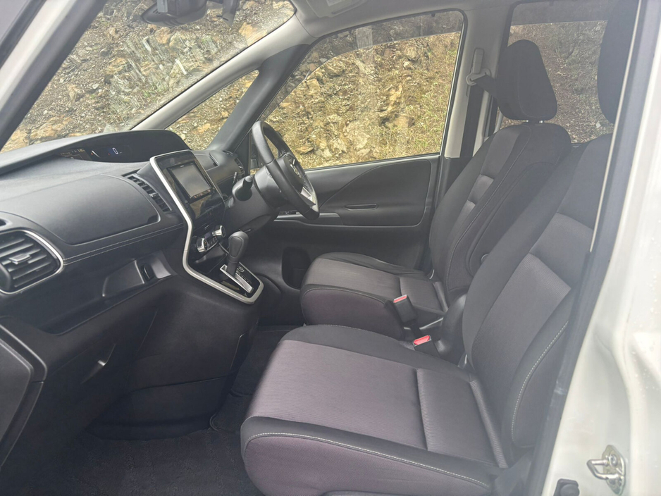 2018 Nissan Serena  €16,950