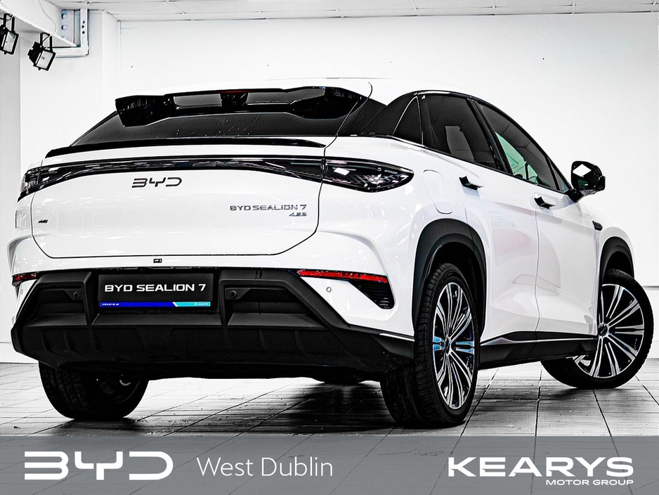2026 BYD Sealion 7 - image 8