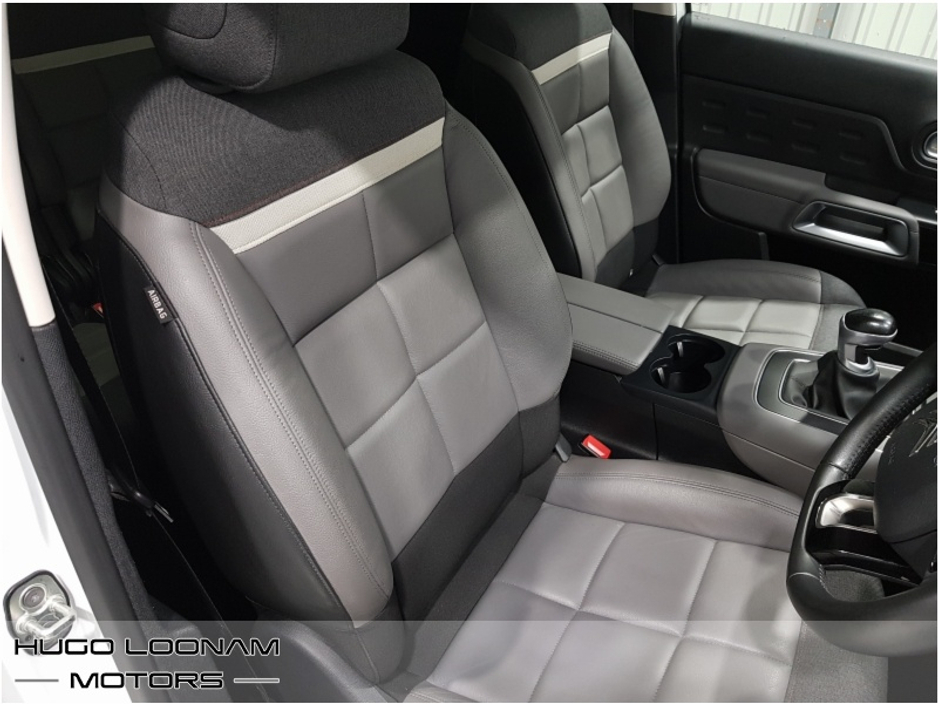 2021 Citroen C5 - image 19